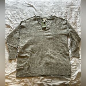 H&M V-Neck Sweater with Side Slits Size M